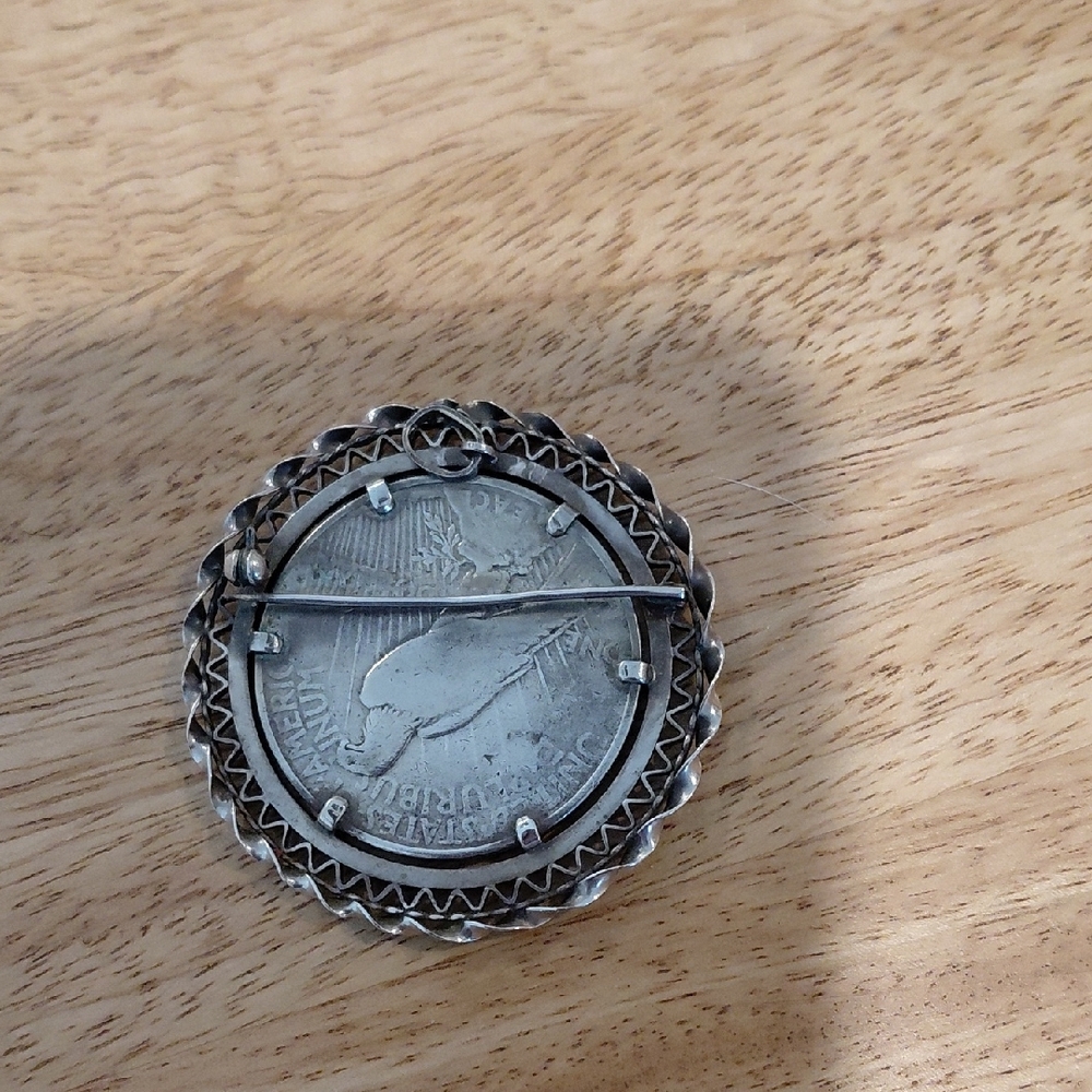 Vintage Coin-Style Silver-Tone Statement Ring - Picture 3 of 5
